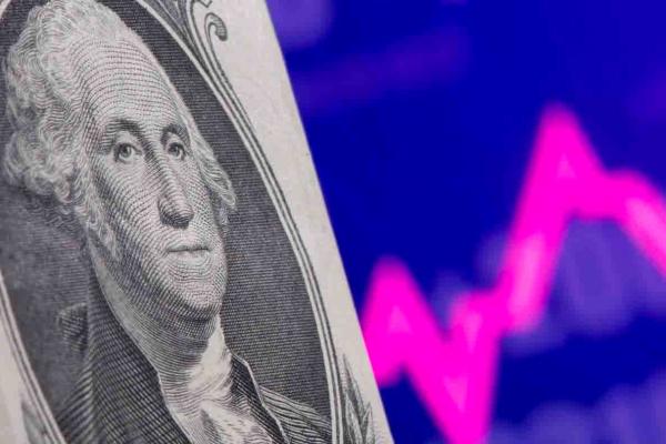 المراهنون على انهيار الدولار يتأكد بوضوح أنهم على خطأ كبير