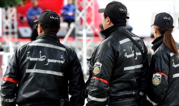 طعن رجل أمن أمام سفارة البرازيل في تونس