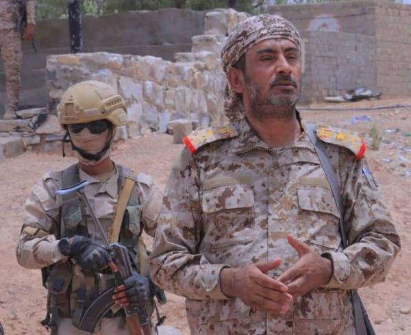 بن عزيز: الحوثي لن يخضع للسلام إلا بالقوة وجاهزون لغمار المعركة