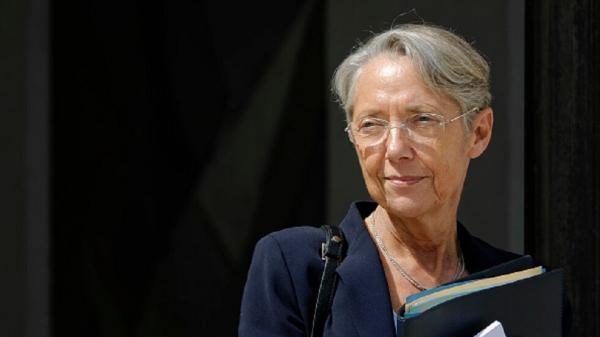 رئيسة الوزراء الفرنسية: نتيجة الانتخابات البرلمانية خطر على البلاد  .