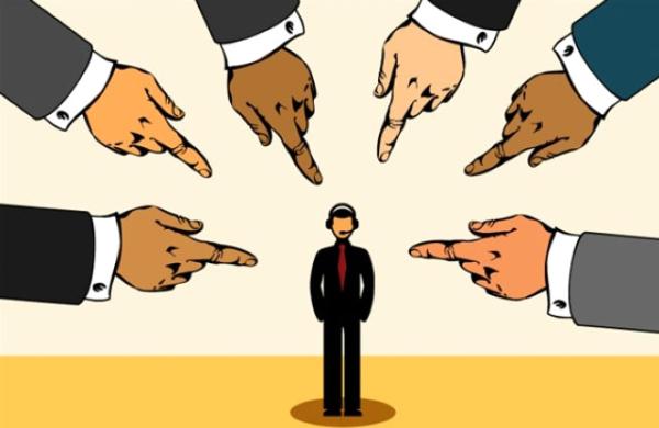زيادة التهرب من المساءلة.. على من تقع المسؤولية؟
