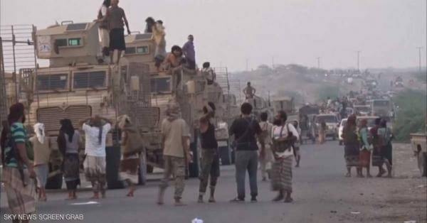 تعرف على الطريقة التي تسلل بها القيادي الحوثي الذي انشق وسلم نفسه لقوات المقاومة المشتركة بالحديدة..!