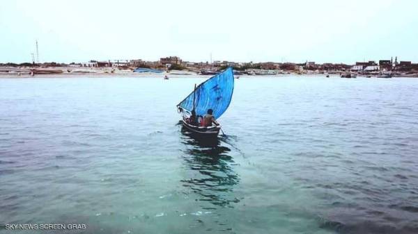 بعد تحريرهم من رجس الحوثي.. صيادو المناطق المحررة بالساحل الغربي يستعيدون الأمل