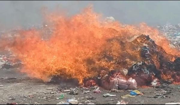 ضبط واتلاف كمية من مقرمشات جمبري مخالف للمواصفات بتعز 