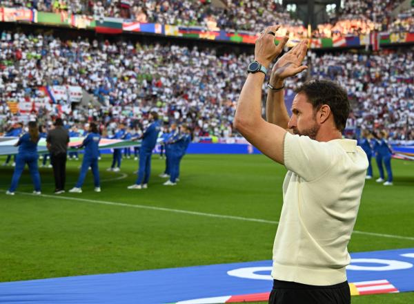 رغم الصدارة في يورو 2024.. جماهير إنجلترا تصب جام غضبها على ساوثغيت
