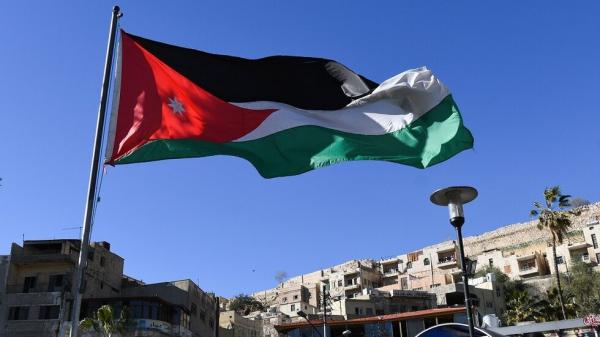 الأمن الأردني: وفاة قاتل فتاة "العلوم التطبيقية" متأثرا بإصابته بعد إطلاقه النار على نفسه  .