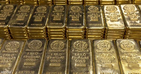 الذهب يتجه لتكبد ثاني خسارة أسبوعية مع ترقب لبيانات أميركية