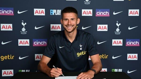 توتنهام يتعاقد مع الحارس الإيطالي فيكاريو