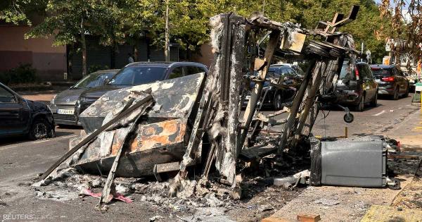 ماكرون يعرب عن "تأثره" لمقتل مراهق بأيدي الشرطة