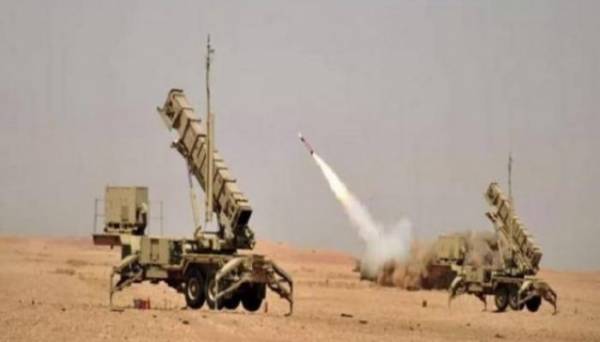 التحالف العربي يعلن اسقاط طائرة حوثية بدون طيار باتجاه جيزان..!
