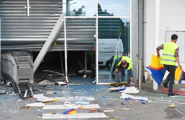 فرنسا: إيقاف حركة المواصلات العامة في كل أنحاء البلاد