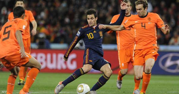 فابريغاس يختم مسيرة عقدين ويحدد "مهنته الجديدة"