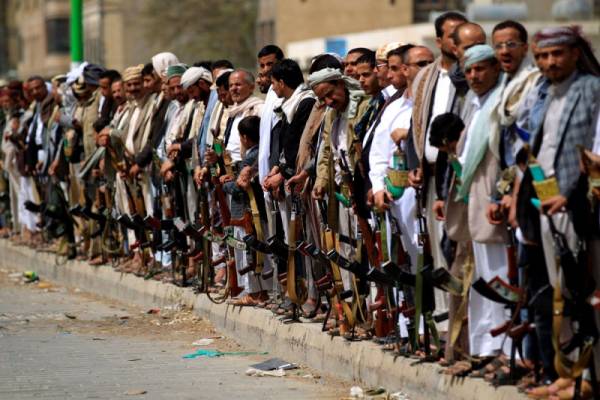 بالصورة.. الحوثيون يختطفون صحفياً في صنعاء لهذا السبب...! (صورة)ا