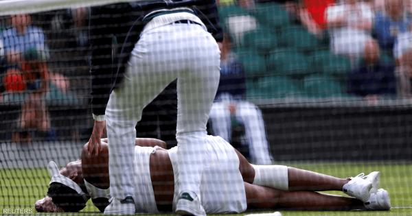 فينوس بعد خروجها من الدور الأول من أسوار ويمبلدون: طبيعة العشب زلقة!