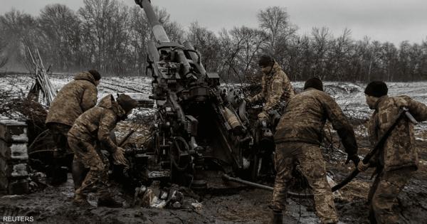 أميركا تخطط لإمداد أوكرانيا بذخائر عنقودية