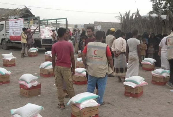 الهلال الإماراتي يسير قوافل اغاثية في الساحل الغربي