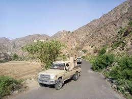 مليشيا الحوثي تقصف مواقع اللواء الرابع في طور الباحة