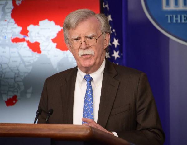 بعد تسريب دور هيلاري بفوضى اليمن_الولايات المتحدة تعترف بضلوعها في نقلابات وتقوية أذرع إيران بالمنطقة 