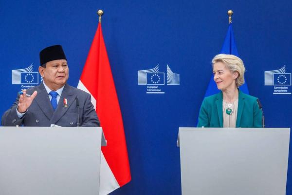 الاتحاد الأوروبي وإندونيسيا يتوصلان لاتفاق سياسي بشأن التجارة الحرة