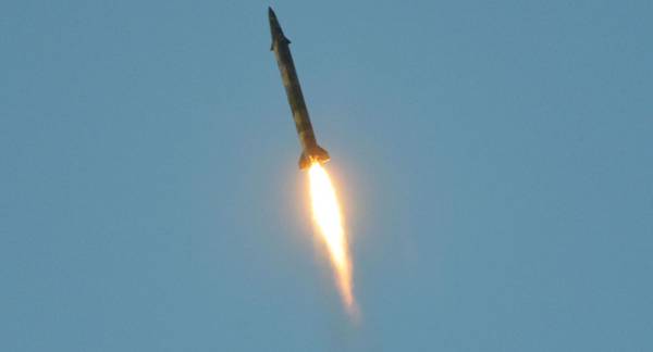 اول ورد من التحالف العربي على إطلاق الحوثيين صاروخ بالستي الى مدينة نجران