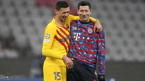 ليفاندوفسكي يعود لتدريبات البايرن بسلوك "غريب"