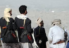 قبائل البيضاء تجبر مليشيا الحوثي على الانسحاب إلى أطراف قرية "خبزة"