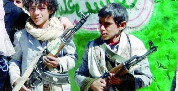 المخيمات الصيفية الحوثية.. تفخيخ لعقول الأجيال وتعبئة طائفية..!