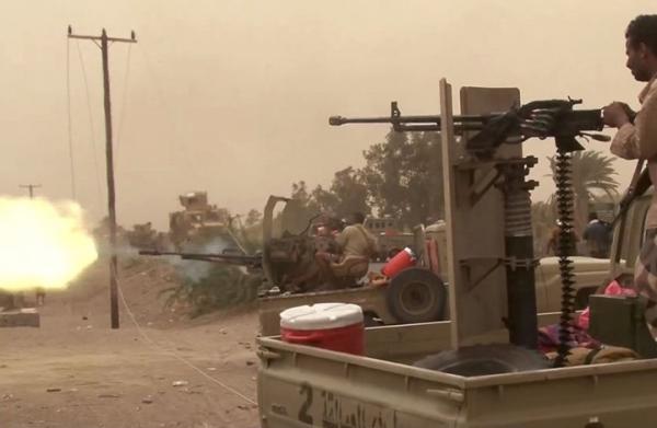 إسكات مصادر نيران حوثية استهدفت الأحياء السكنية شرق مدينة الحديدة