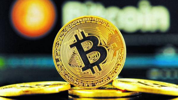 العملات الرقمية تتجه لتسجيل أفضل شهر لها منذ 2021