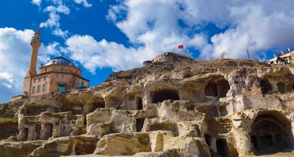 تركيا.. ظهور ملامح «أكبر مدينة تحت الأرض»