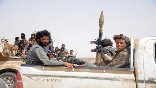 حملة إلكترونية تفضح نهب مليشيا الحوثي لرواتب الموظفين 