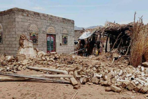 محلي حيس يوجه نداء عاجل لإغاثة المتضررين من السيول