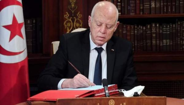 عزل 57 قاضيا في تونس.. إيقاف تنفيذ بعض قرارات الرئيس