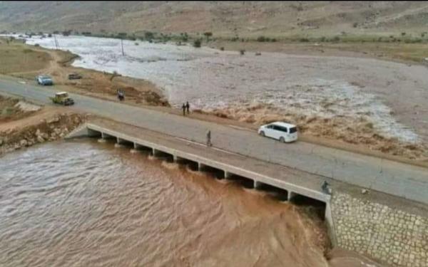  سيول جارفة تجتاح حوض سد مأرب التاريخي