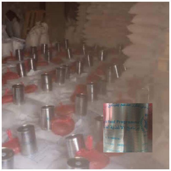 ضبط أغذية فاسدة للغذاء العالمي في مدينة مأرب