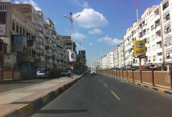 جريمة بشعة في عدن.. شاب يقتل 2 من إخوته في حي المعلا..! – (تفاصيل وأسماء)
