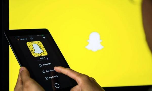 "سناب شات" يطلق خاصية "فاميلي سنتر"