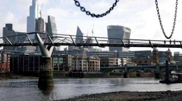 انكماش بريطاني طفيف... وتحدي الركود في الأفق