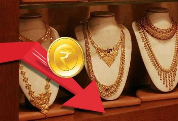 تراجع أسعار الذهب مع ارتفاع الدولار