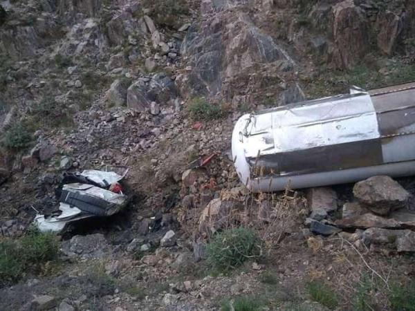 سقوط شاحنة نقل غاز بطريق هيجة العبد