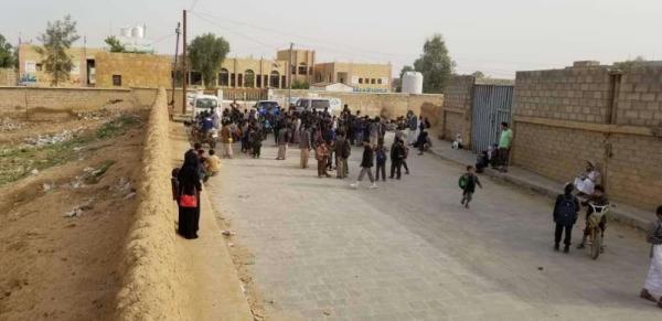 قيادي حوثي يستولي على مدرسة في صعدة 