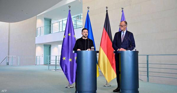 المستشار الألماني يقدم نصائح لزيلينسكي لتجنب تكرار "إهانة ترامب"