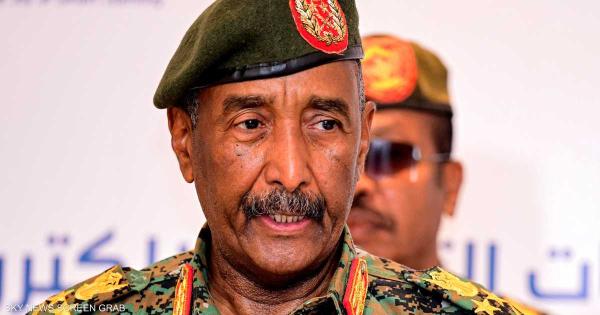 البرهان يلزم جميع المجموعات المتحالفة بالعمل تحت قيادة الجيش