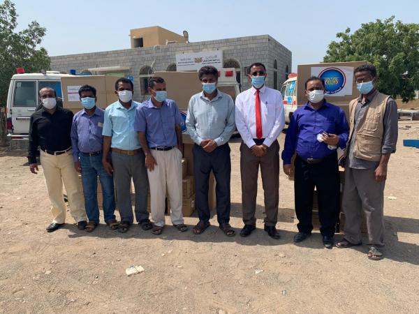 برعاية محافظ الحديدة.. اختتام دورة تدريب فرق الاستجابة الصحية الطارئة بالساحل الغربي