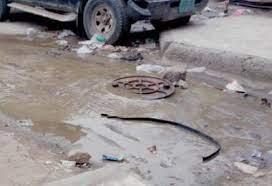 مستنقعات المجاري والسيول تهدد بكارثة بيئية وصحية في صنعاء