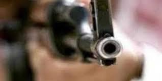 حوثي يرتكب مجزرة مروعة بحق أبناء الحديدة على ساقية ماء بالسخنة