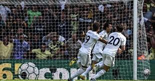 ليدز يونايتد يفترس تشلسي ويكتفي بثلاثية