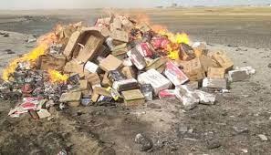 إتلاف مواد غذائية منتهية في المنصورة بعدن 