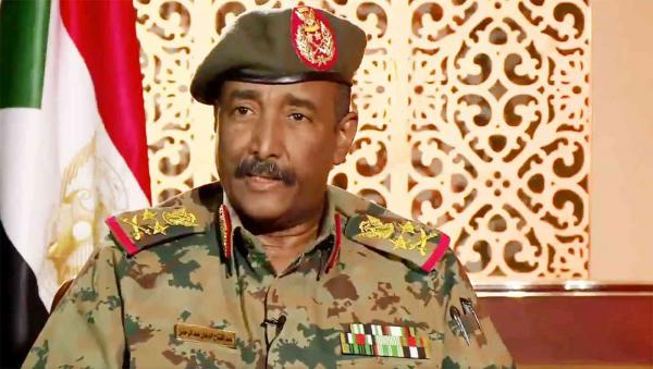 البرهان "يأسف" على 3 سنوات ضاعت من السودان في "التشاكس السياسي"