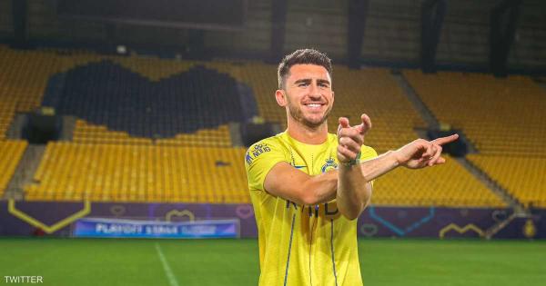 النصر السعودي يضم الإسباني لابورت من مان سيتي
